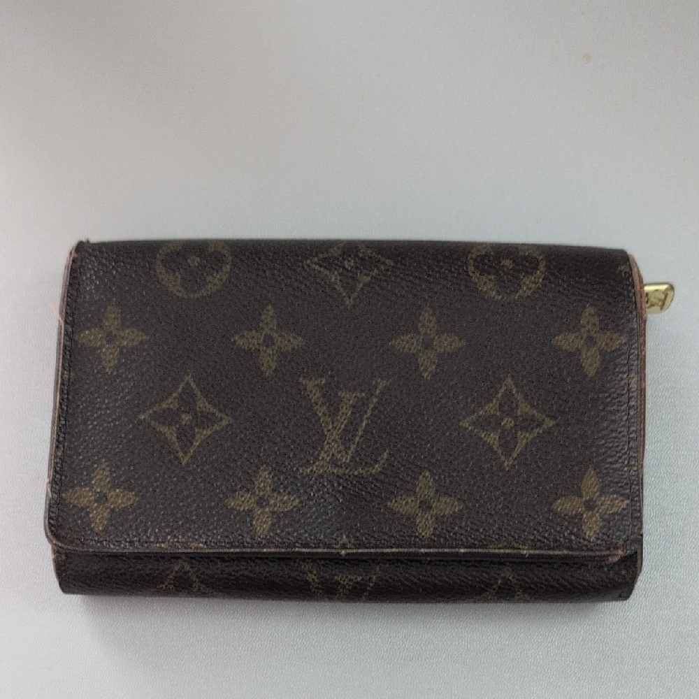 LOUIS VUITTON Porte Monnaie Tresor Monogram Wallet Pattern Ladies 3865